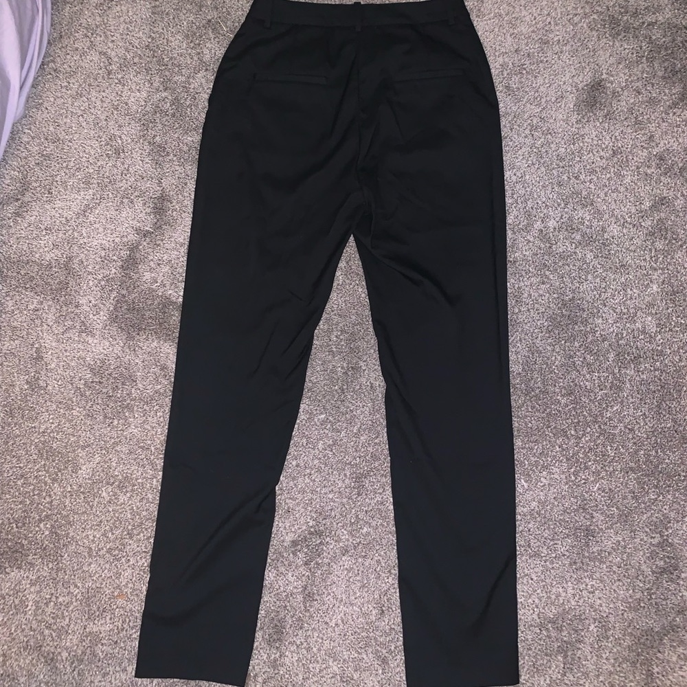 H&M - Picture 2 of 3